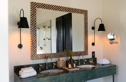 Thorny Bush Game Reserve Cabin | Monwana