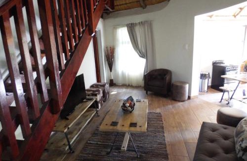 Monzi SH House | Monzi Safari Lodge