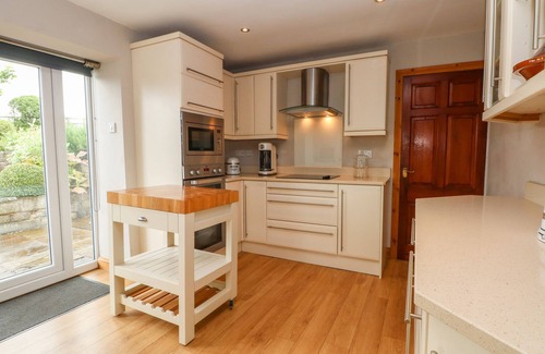 Chorley Cottage | MOODY HOUSE FARM, pet friendly, character holiday cottage in Chorley
