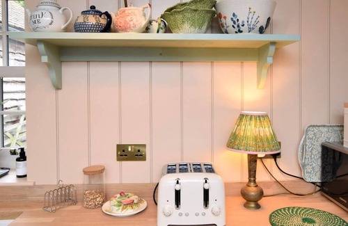 Tenterden Other | Moon Cottage in the beautiful Cranbrook