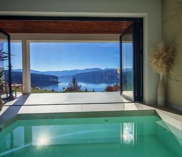 Hangu House | Moon Lake Bicaz - Aurora Garden