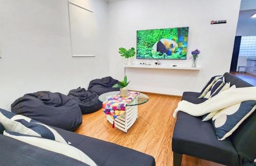 Taman Mirindi House | MOON MOON Homestay, Jalan Hala Wah Keong IPOH