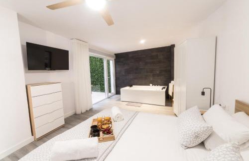 Sant Blai Apartment | Moonkey - Apartamento mediterráneo con jacuzzi y luz natural