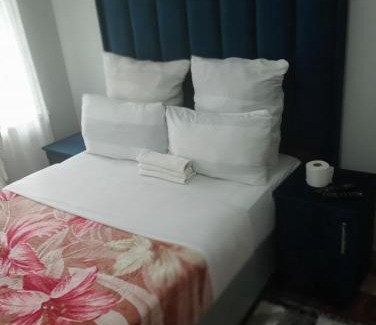 Boksburg House | Moonlight Guesthouse - Boksburg