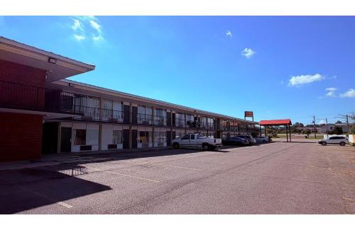 Hattiesburg Hotel | Moonlight Inn Hotel O Hattiesburg, MS
