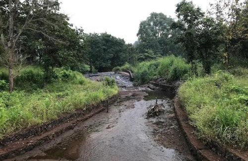 Karjat Hotel | Moonwake Xotika