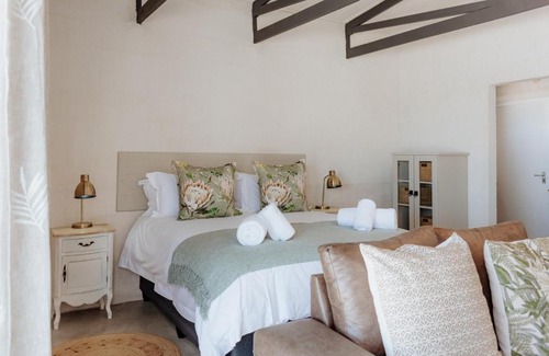 Paternoster Apartment | Moorings 1