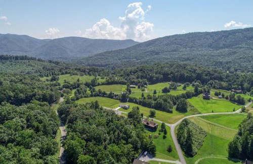 Cosby House | Moosetrax