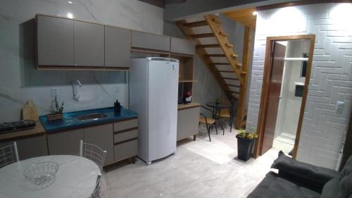 Carianos Apartment | Moradas Desterro, próximo ao aeroporto 24