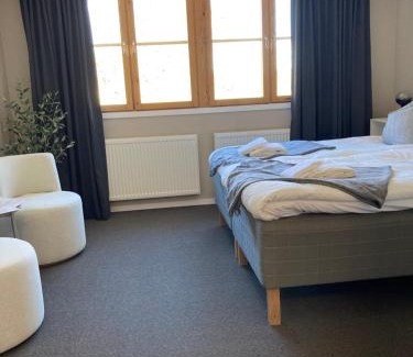 Ellos Bed & Breakfast | Morlanda B&B