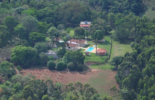 Nazare Paulista House | Morro dos Ventos the best space for your party, for your group. 600MB Wifi.