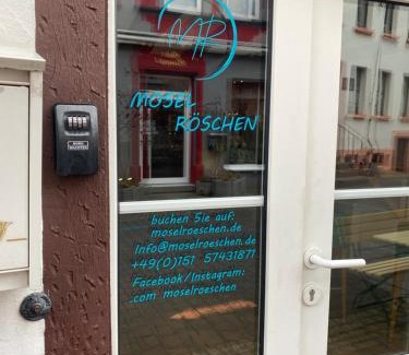 Bernkastel House | Mosel Röschen