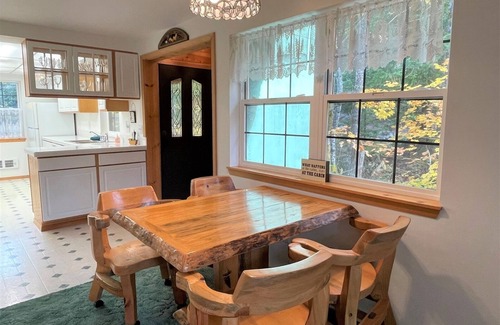 Packwood Cabin | Mossy Moose Cabin | 2 Bed, 1.5 Bath