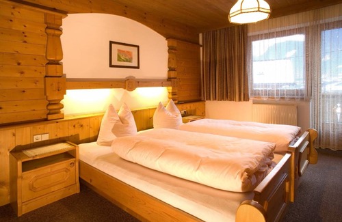 Schwendau House | Motel ∙ 2 guests