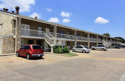North Loop Hotel | Motel 6 Austin, TX - Central Downtown UT