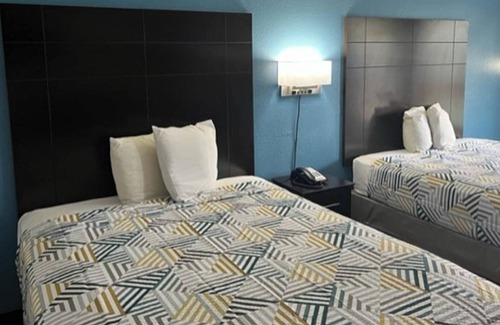 Broadmoor Hotel | Motel 6 Baton Rouge, LA - East - I-12