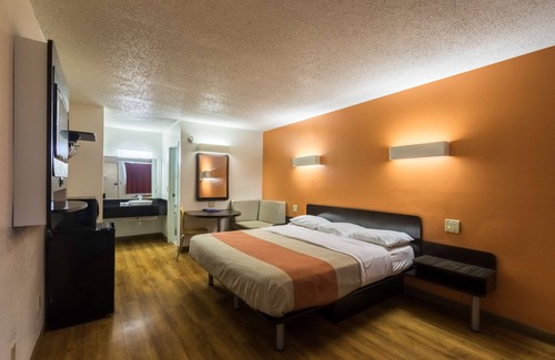 Crawfordsville Hotel | Motel 6 Crawfordsville, IN