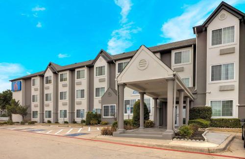 Fort Worth Hotel | Motel 6-Fort Worth, TX - Burleson