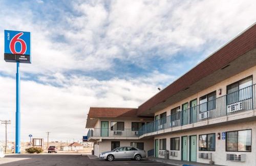 Green River Hotel | Motel 6-Green River, UT