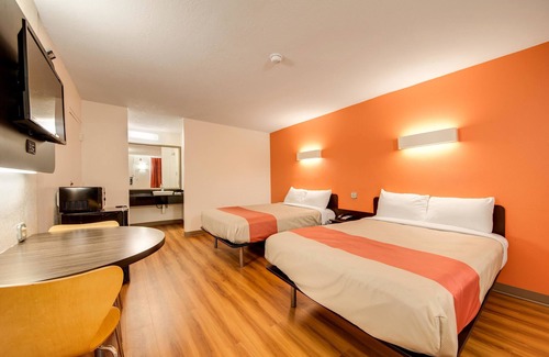 Jennings Hotel | Motel 6 Jennings, LA