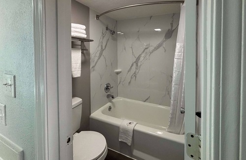 Richmond Hotel | Motel 6 Richmond, KY – EKU Campus Area