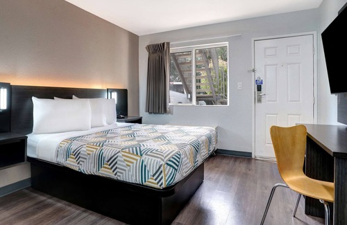 Sacramento Hotel | Motel 6 Sacramento, CA - North