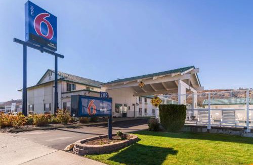 The Dalles Hotel | Motel 6-The Dalles, OR