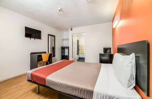 Westley Hotel | Motel 6 Westley, CA