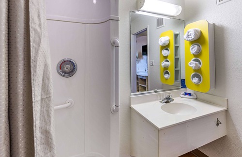 Yreka Hotel | Motel 6 Yreka, CA