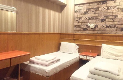 Tsim Sha Tsui House | Motel ∙ 8 guests