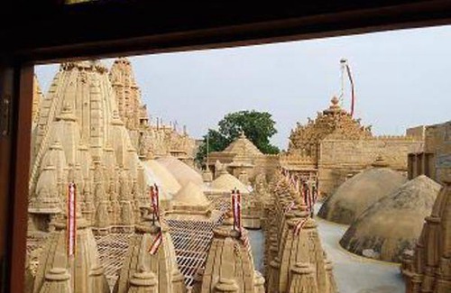 Amar Sagar Pol House | Motel ∙ 8 guests