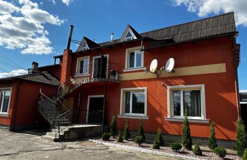 Rava-Ruska Hotel | Motel Ararat