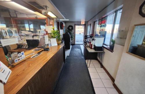 Wildwood Hotel | Motel Edgebrook Chicago North Shore By Oyo