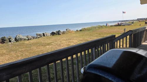 Petit-Rocher Hotel | Motel et Chalets l'Acadien sur mer