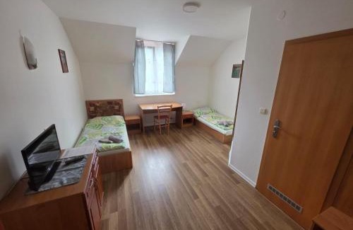 Podbrezova Hotel | Motel Route 66