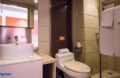 Dapuqiao Hotel | Motel Shanghai Sinan Road