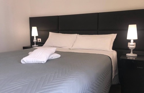 Motta Sant'Anastasia House | Motta Palace Apartments and Rooms