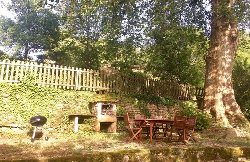 Archignac House | Moulin aux Ans, charming gîte in a former schoolhouse