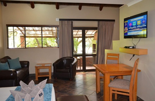 Hartbeespoort Hotel | Mount Amanzi