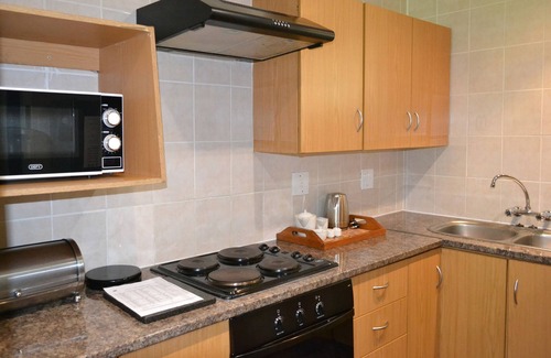 Hartbeespoort Hotel | Mount Amanzi