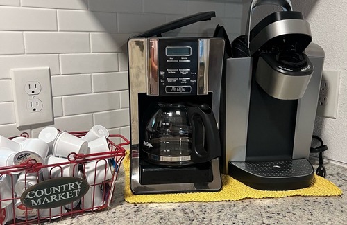 Mount Dora Cottage | Mount Dora for the holidays. Make your plans now to see it all.