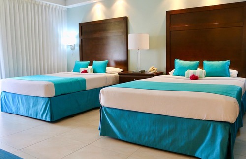 Black Rock Resort | Mount Irvine Bay Resort