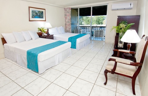 Black Rock Resort | Mount Irvine Bay Resort