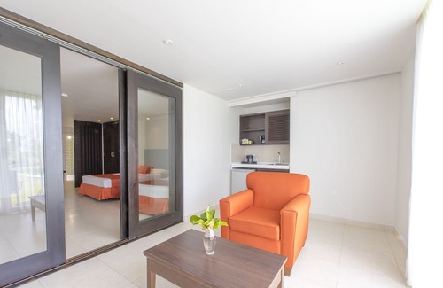 Black Rock Resort | Mount Irvine Bay Resort