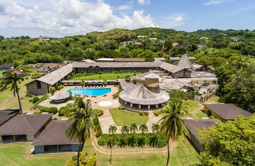 Black Rock Hotel | Mount Irvine Bay Resort