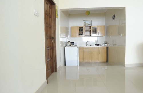 Obosomase Hotel | Mount Pleasant Inns & Apartment