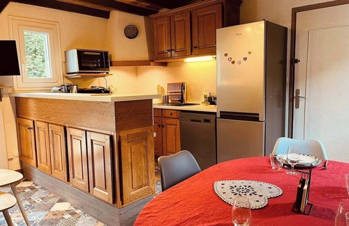 Saint-Jacques-des-Blats House | Mountain house Lélou 4-6 pers - garden - 5 min from Le Lioran