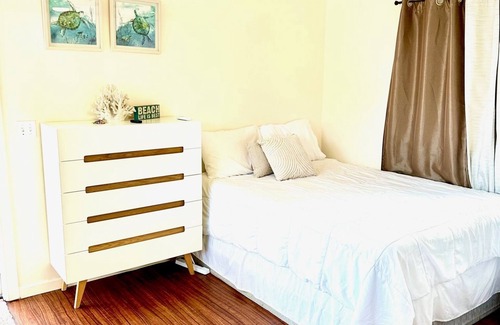 Hauula Apartment | Mountain and ocean views -5 minutes from the PCC