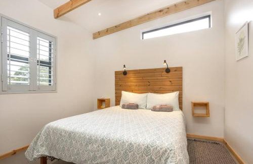 Sandbaai Apartment | Mountain and Sea Cottage