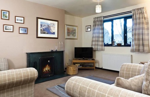Coniston Cottage | MOUNTAIN ASH COTTAGE, pet friendly, with open fire in Coniston